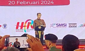 Presiden Joko Widodo saat mengumumkan Pengesahan Peraturan Presiden Nomor 32 Tahun 2024 tentang Tanggung Jawab Perusahaan Platform Digital atau Perpres Publishers Rights pada puncak peringatan Hari Pers Nasional di Ancol, Jakarta. (Foto: AMSI)
