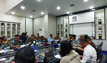 Rapat Forum Komunikasi Pimpinan Daerah persiapan pelaksanaan Pemilu 2024 di Kota Tanjungpinang, berlangsung di rapat Kantor Wali Kota Tanjungpinang, Senin (5/2/2024).