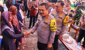 Wakapolri Komjen Pol Agus Andrianto, mengunjungi Pulau Penyengat kota Tanjungpinang, Provinsi Kepulauan Riau (Kepri) Jumat (02/02/2024).