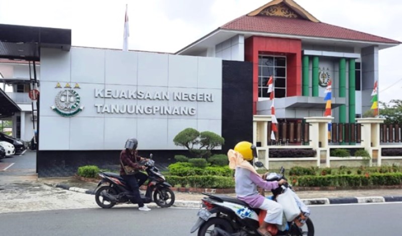 Kantor Kejari Tanjungpinang di Jalan Basuki Rahmat Tanjungpinang Kantor Kejari Tanjungpinang di Jalan Basuki Rahmat Tanjungpinang. (Foto: dok-Presmedia)