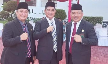 Kepala Badan Kesbangpol Kepri Heri Mokhrizal bersama kepala OPD lainya usai mengikuti Upacara Hari Otonomi Daerah ke-28 Tahun 2024 di Kepri.