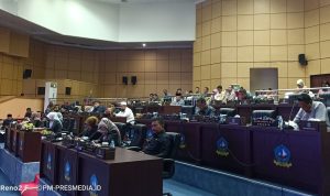 Anggota DPRD Bintan saat sedang mengikuti rapat Paripurna LKPJ Bupati atas penggunaan APBD 2023 (Foto: Hasura/Presmedia.id)
