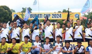 Bupati Bintan Roby Kurniawan bersama Wabup Bintan Ahdi Muqsith serta FKPD, OPD, dan Panitia Bupati Cup 2024. (Foto: Diskominfo Bintan)