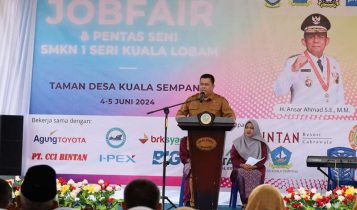 Sekda Kabupaten Bintan Ronny Kartika Sekda Kabupaten Bintan, Ronny Kartika. (Foto: Diskominfo Bintan)