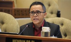 Menteri PANRB, Abdullah Azwar Anas, dalam Rapat Kerja bersama Komisi II DPR RI di Jakarta Rabu (28/8/2024). (Foto: Humas PANRB)