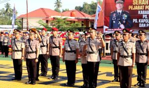 Lima Pejabat Utama (PJU) Polresta Tanjungpinang sertijab di Mapolresta Tanjungpinang. (Foto: Polresta Tanjungpinang)