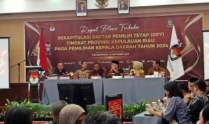Rapat Pleno KPU Kepri penetapan Daftar Pemilih Tetap (DPT) Pilkada Kepri 2024 di Hotel Aston Tanjungpinang Minggu (22/9/2024)