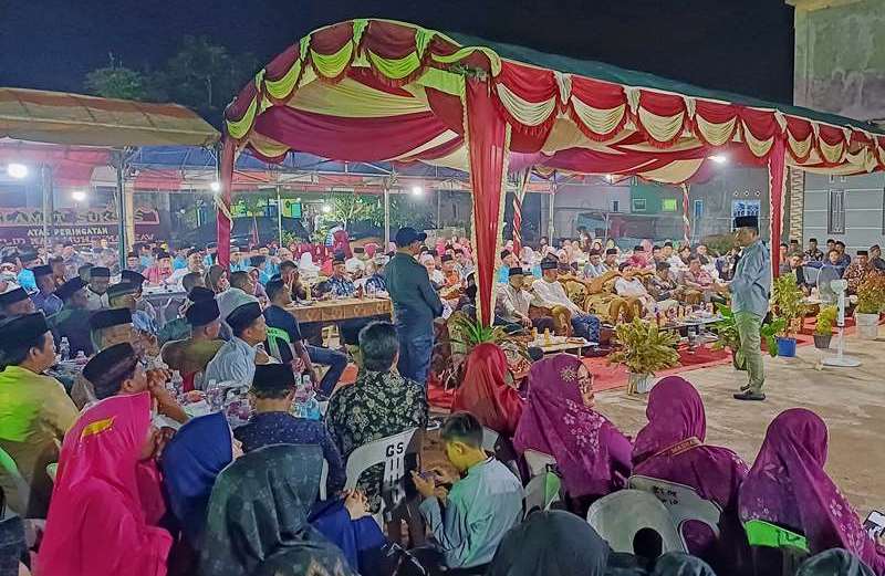 Calon Gubernur Kepulauan Riau (Kepri) nomor urut 2, H.Muhammad Rudi (HMR) saat menghadiri acara silaturahmi sekaligus Maulid Nabi Muhammad SAW 1446 H bersama Ikatan Keluarga Suku Koto (IKSK) di kota Batam, Rabu (2/10/2024).