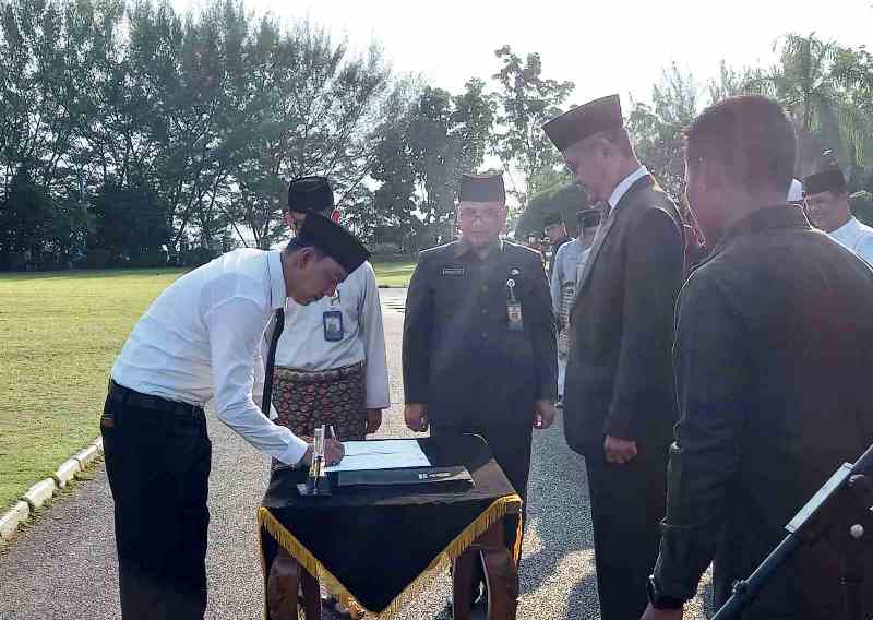 Pelantikan PPPK Tahun 2023 di Lapangan Pemko Tanjungpinang Pelantikan PPPK Tahun 2023 di Lapangan Pemko Tanjungpinang. (Foto: Diskominfo)