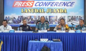 Satuan Tugas Pengamanan (Satgas Pam) Tentara Nasional Indonesia (TNI) Angkatan Laut (AL) Pangkalan Udara Angkatan Laut (Lanudal), bekerja sama dengan Bea Cukai Juanda berhasil menggagalkan penyelundupan Narkotika golongan I. (Foto: tni.mil.id) Satuan Tugas Pengamanan (Satgas Pam) Tentara Nasional Indonesia (TNI) Angkatan Laut (AL) Pangkalan Udara Angkatan Laut (Lanudal), bekerja sama dengan Bea Cukai Juanda berhasil menggagalkan penyelundupan Narkotika golongan I. (Foto: tni.mil.id)