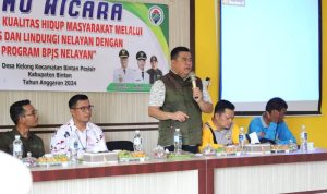 Temu Wicara Sekdas Bintan Rony Kartika dengan masyarakat di Kantor Desa Kelong, Kecamatan Bintan Pesisir, Kamis (24/10/2024).