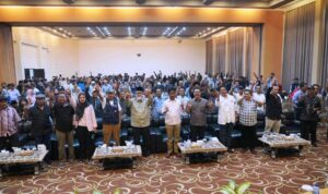 Calon Gubernur Provinsi Kepri HM.Rudi, menyampaikan visi dan misinya pada masyarakat dalam kampanye yang digelar di Kota Tanjungpinang.
