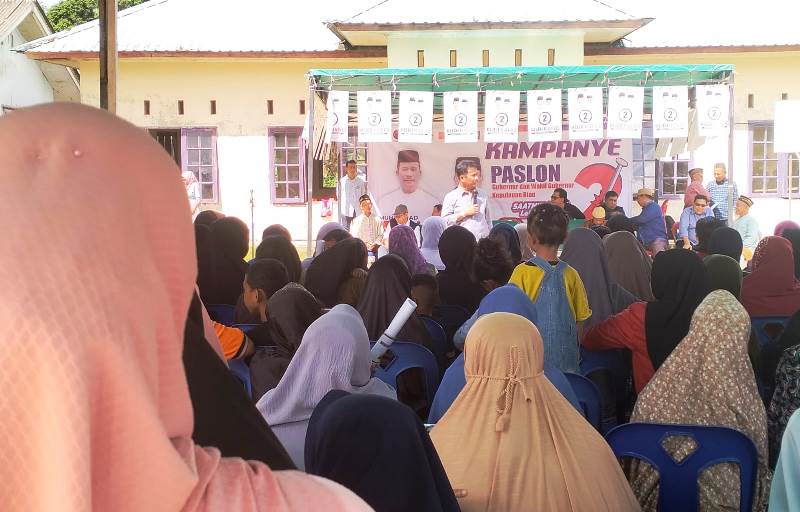 HM.Rudi menggelar dialog dan pertemuan silaturahmi dengan masyarakat Mansurbesar desa Tembeling kabupaten Bintan Kamis (14/11/2024). (Foto: Tim HMR)