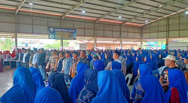 Majelis Taklim se Kecamatan Sei Beduk Batam menyatakan ikrar dukungan ke pasangan calon gubernur dan wakil gubernur HM.Rudi Aunur Rafiq menjadi Gubernur dan Wakil Gubernur Kepri Majelis Taklim se-Kecamatan Sei Beduk Batam menyatakan ikrar dukungan ke pasangan calon gubernur dan wakil gubernur HM.Rudi-Aunur Rafiq menjadi Gubernur dan Wakil Gubernur Kepri di Pilkada 2024.