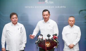 Pemerintah Indonesia mengumumkan penurunan harga tiket pesawat sekitar 10 persen atau Rp157.000 menjelang Natura di 19 bandara utama di Indonesia, Jakarta, Selasa (26/11/2024). (Foto: Humas Kemenko Infrastruktur)