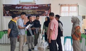 Rekapitulasi Hasil Penghitungan Suara di PPK Bintan Timur. (Foto: Hasura/Presmedia.id)