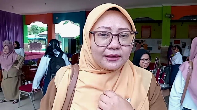 Kabid Pembinaan SMP Disdik Tanjungpinang Novi Perdana Wari. (Foto: Roland/Presmedia.id)