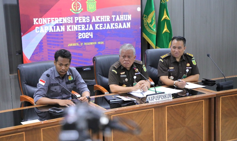 Kepala Pusat Penerangan Hukum Kejaksaan, Harli Siregar saat konferensi pers di Kejaksaan Agung RI. (Foto: Dok Puspenkum Kejagung)