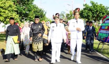 Warga Lingga Sambut Bupati dan Wakil Bupati M.Nizar-Novrizal dengan Prosesi Adat dan Doa Bersama