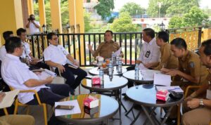 Gubernur Kepulauan Riau, Ansar Ahmad, menggelar rapat koordinasi bersama sejumlah Kepala Balai Kementerian PUPR di Kepri. (Foto: Diskominfo Kepri)