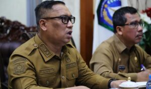 Wagub Kepri Nyanyang Haris Pratamura selaku ketua Lembaga Pengembangan Tilawatil Quran (LPTQ) melakukan finalisasi STQH Kepri 2025 di Tanjungpinang. (Foto: Diskominfo Kepri)