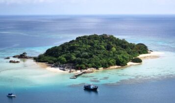 KKP dan Kemkomdigi menyatakan, akan meluncurkan profiling pulau kecil di Indonesia untuk mencegah iklan penjualan pulau secara online. Langkah ini mendukung pengelolaan legal dan ramah lingkungan. (Foto: KKP)