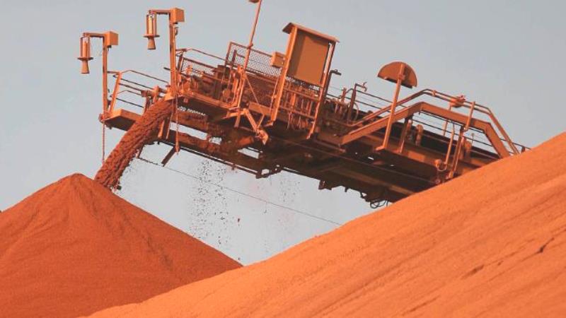 Pabrik smelter alumina tambang bouksit Ilustrasi Tambang bauksit Amrun, Queensland, milik Rio Tinto. Sumber foto: couriermail.com.au