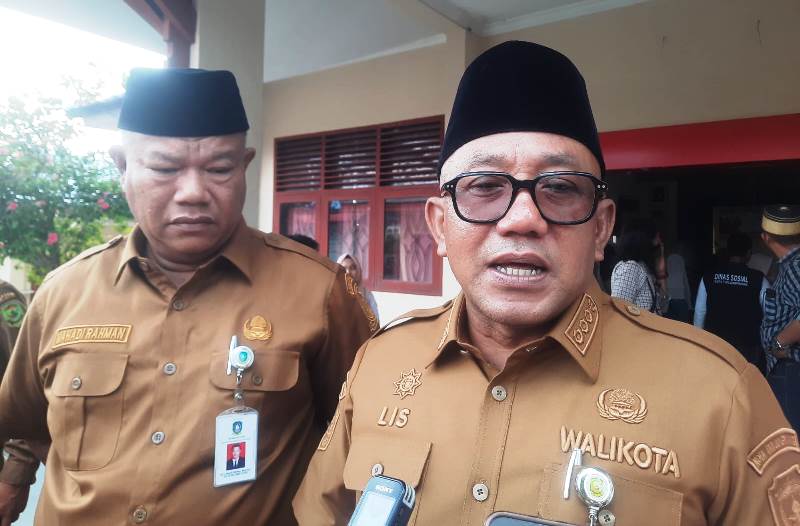 Walikota Tanjungpinang, Lis Darmansyah saat ditemui di Dinsos Tanjungpinang. (Foto: Roland/Presmedia.id)