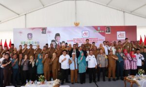 Gubernur Kepri bersama sejumlah Kepala daerah Bupati dan walikota menghadiri peluncuran program Kelembagaan Koperasi Desa (Kopdes) Merah Putih yang dilakukan Presiden secara Nasional dan diikuti di desa Kuala Sempang Bintan Provinsi Kepri Selasa (21/7/2025). 