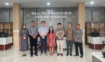Rombongan delegasi Kedutaan Besar Republik Korea untuk Indonesia, melakukan kunjungan ke Bintan dan diterima langsung oleh Kepala Dinas Penanaman Modal dan Pelayanan Terpadu Satu Pintu (DPMPTSP) Bintan, Indra Hidayat, pada Senin (1472025). (Foto Diskominfo Bintan)