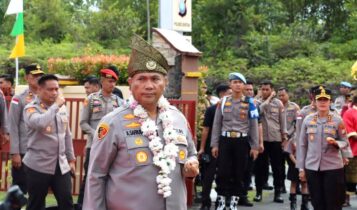 Kunjungan Kapolda Kepri beserta rombongan disambut hangat oleh Kapolres Bintan disambut Kapolres Bintan dan Jajaran di Mako Polres Bintan. (Foto: Kasi Humas) 
