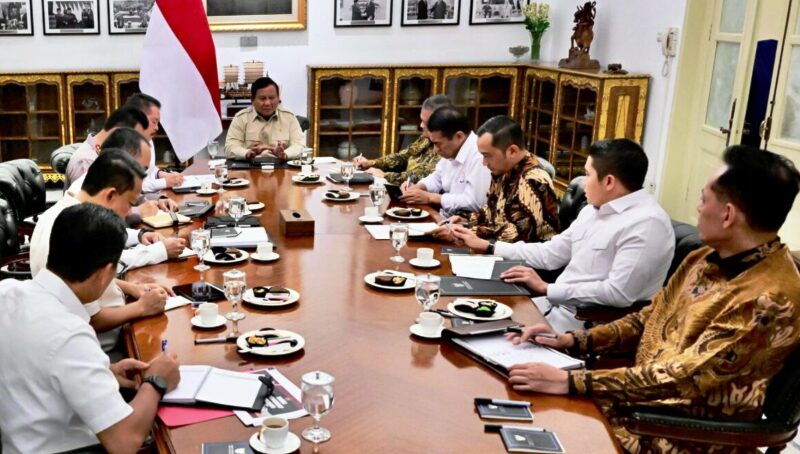 Sebanyak 212 Merek Beras Langgar Standar Mutu Presiden Prabowo Minta Penegakan Hukum Kepri Belum Ada Bertindak Presiden Prabowo Subianto memimpin rapat terbatas bersama sejumlah Menteri Kabinet Merah Putih di Istana Merdeka, Jakarta,pada Rabu (30/7/2025). Foto: BPMI Setpres/Rusman