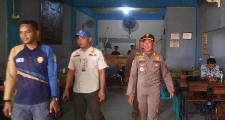 BKPSDM, Diskominfo dan Satpol-PP razia ASN Bolos dan ngopi saat jam kerja di sejumlah Kedai Kopi di Tanjungpinang (Roland/presmedia)