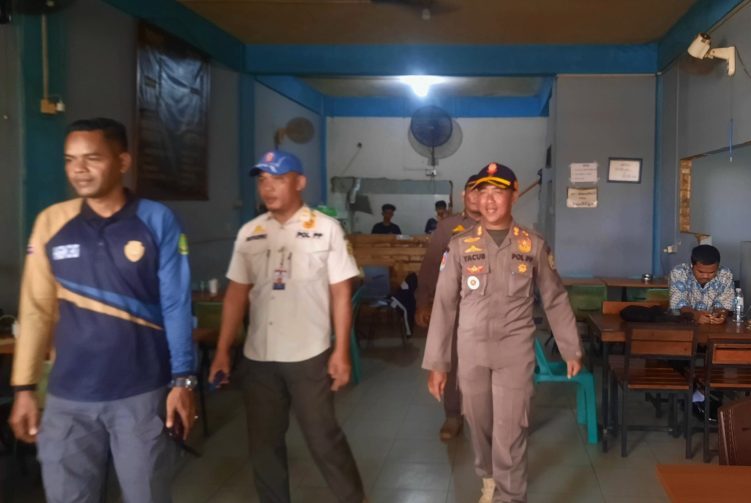 BKPSDM, Diskominfo dan Satpol-PP razia ASN Bolos dan ngopi saat jam kerja di sejumlah Kedai Kopi di Tanjungpinang (Roland/presmedia)