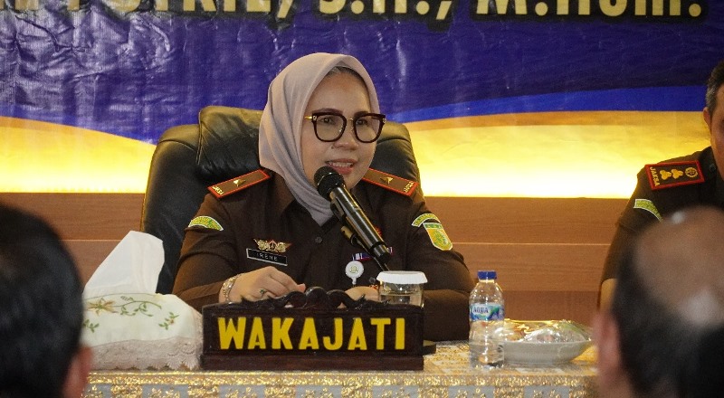 Wakajati Kepri Irene Putrie tekankan penegakan hukum humanis, berintegritas, dan berkeadilan di Kejari Natuna (Foto:Penkum Kejati Kepri)