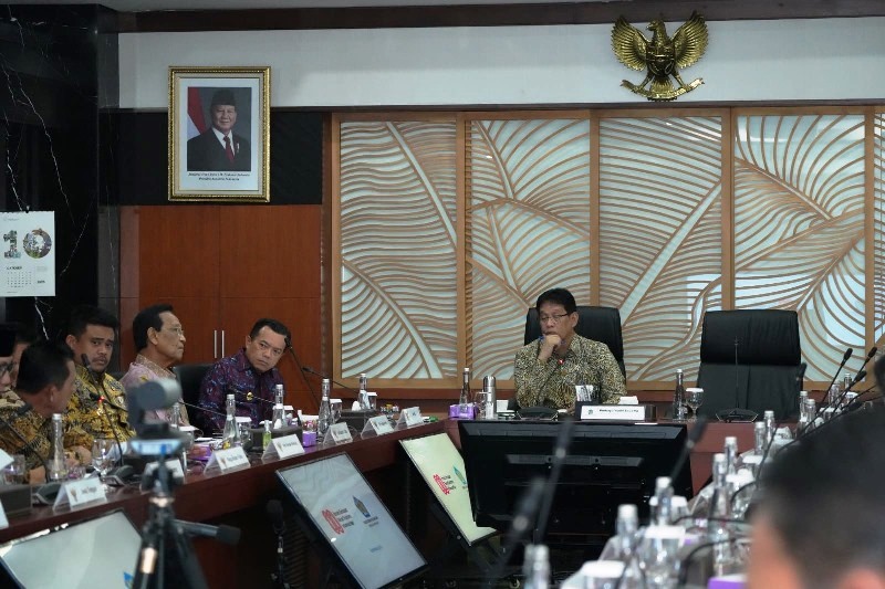  Audiensi para gubernur se-Indonesia bersama Menteri Keuangan di Gedung Djuanda, Kementerian Keuangan RI, Jakarta Pusat, Selasa (7/10/2025). (foto:Diskominfo Kepri)