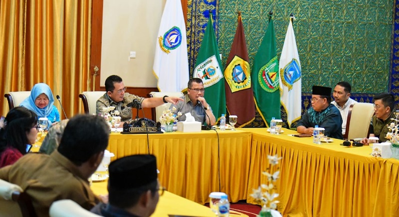 Siap jadi tuan rumah Apresiasi Duta dan Jambore Ajang Kreativitas (ADUJAK) Generasi Berencana (GenRe) Nasional 2025 peemritah provinsi gelar rapat persiapan. (Foto:Diskominfo)