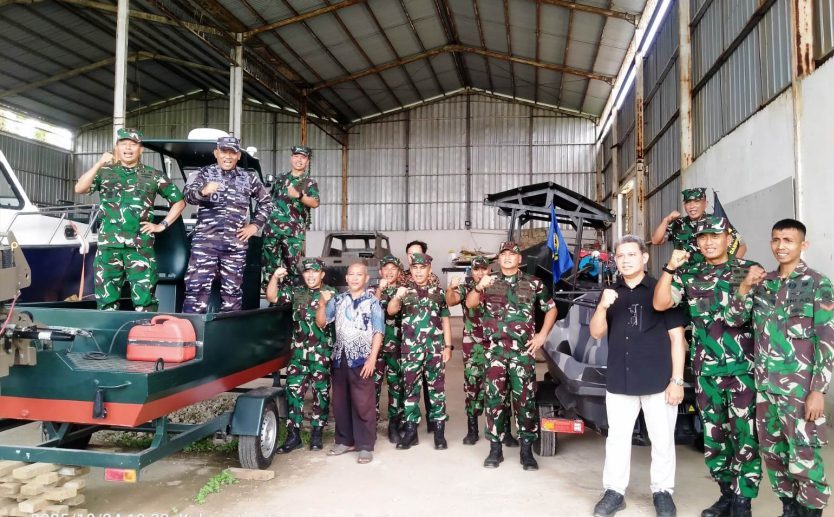 Pangkogabwilhan I Hibahkan Jetski Autonomus dan Mud Boat ke Kodaeral XII TNI AL untuk Perkuat Pertahanan Laut Panglima Komando Gabungan Wilayah Pertahanan I (Pangkogabwilhan I) Letjen TNI Kunto Arief Wibowo menghibahkan Jetski Autonomus (tanpa awak) dan Mud Boat (perahu rawa) kepada TNI AL (Kogabwilhan I)