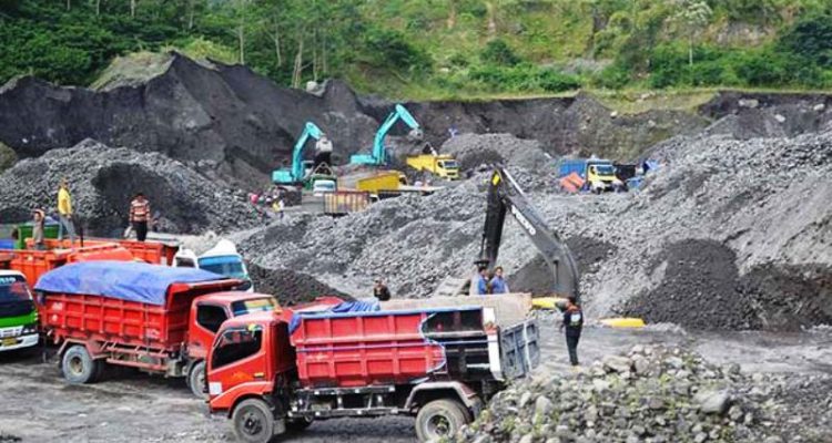 Foto salah satu aktivitas pertambangan pasir di Lingga (Foto:istimewa)