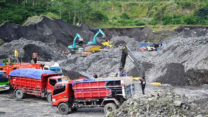 Foto salah satu aktivitas pertambangan pasir di Lingga (Foto:istimewa)